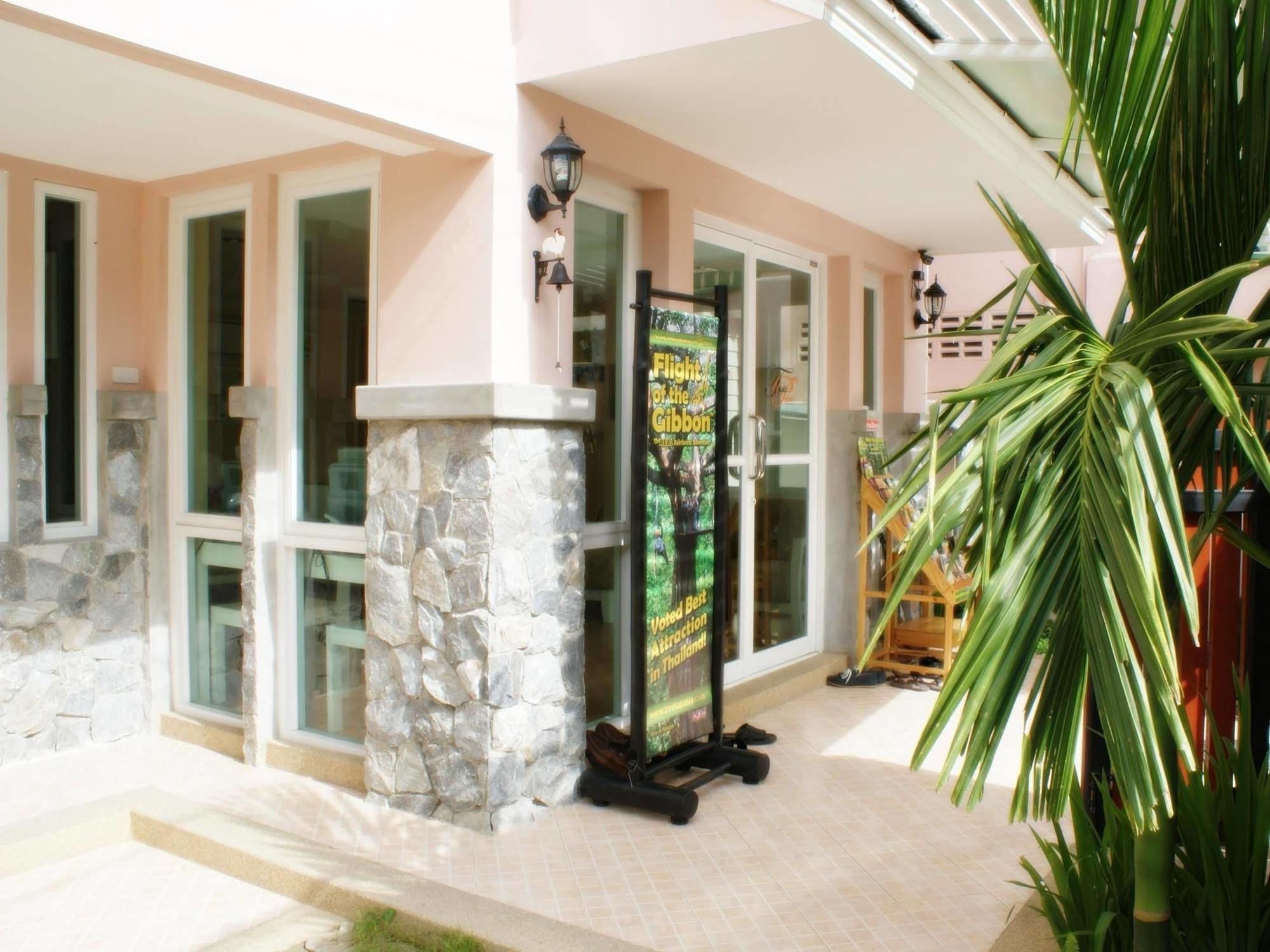 Triple Palms House Hotel Chiang Mai Exterior photo